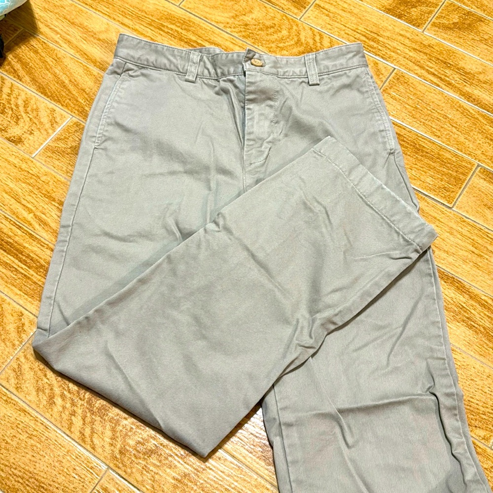 Vineyard Vines Khaki Pants (kids 14)